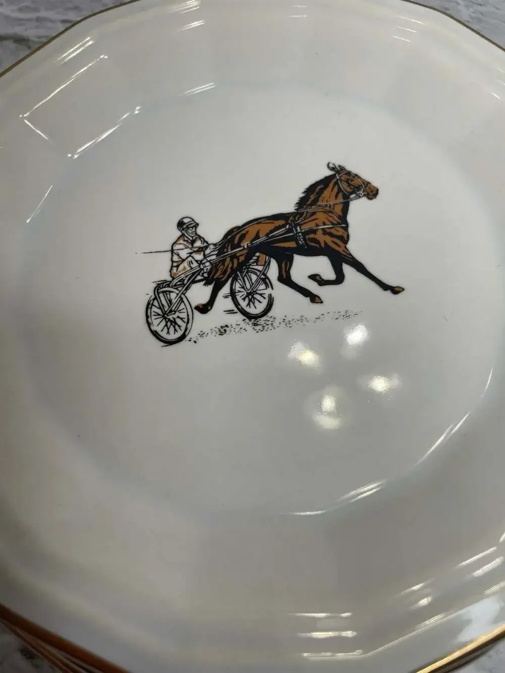 Vintage Villeroy & Boch Sports et Loisirs Octagonal Horse Racing Plate